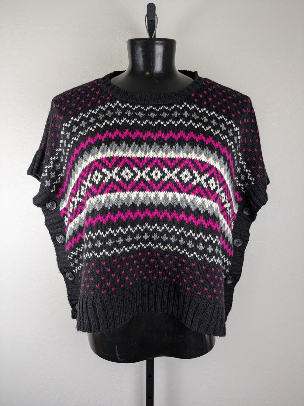 Aeropostale One Size Sweater Poncho Black Pink Fair Isle Print Acrylic